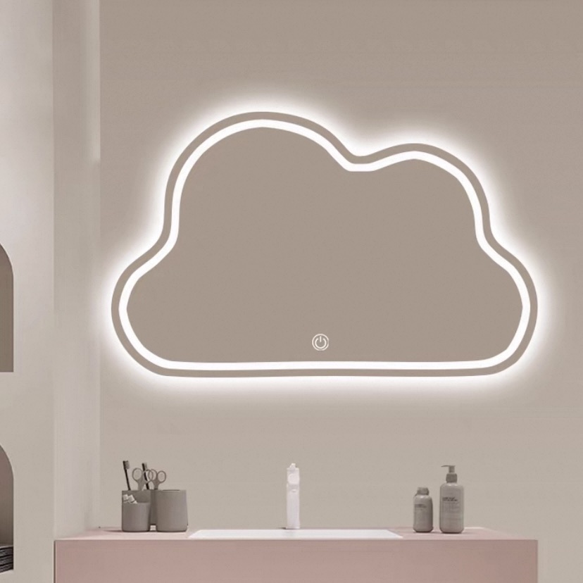 guong-decor-hinh-may-led-cach