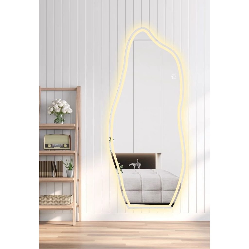 guong-toan-than-decor-hinh-hat-dau-led-cam-ung-cach