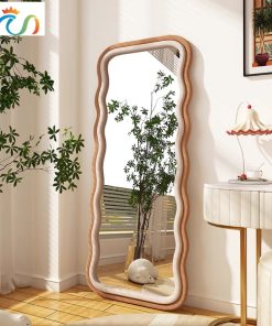 guong-toan-than-khung-go-boc-ni-chu-nhat-uon-luon